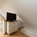 8 Leuchtfeuer